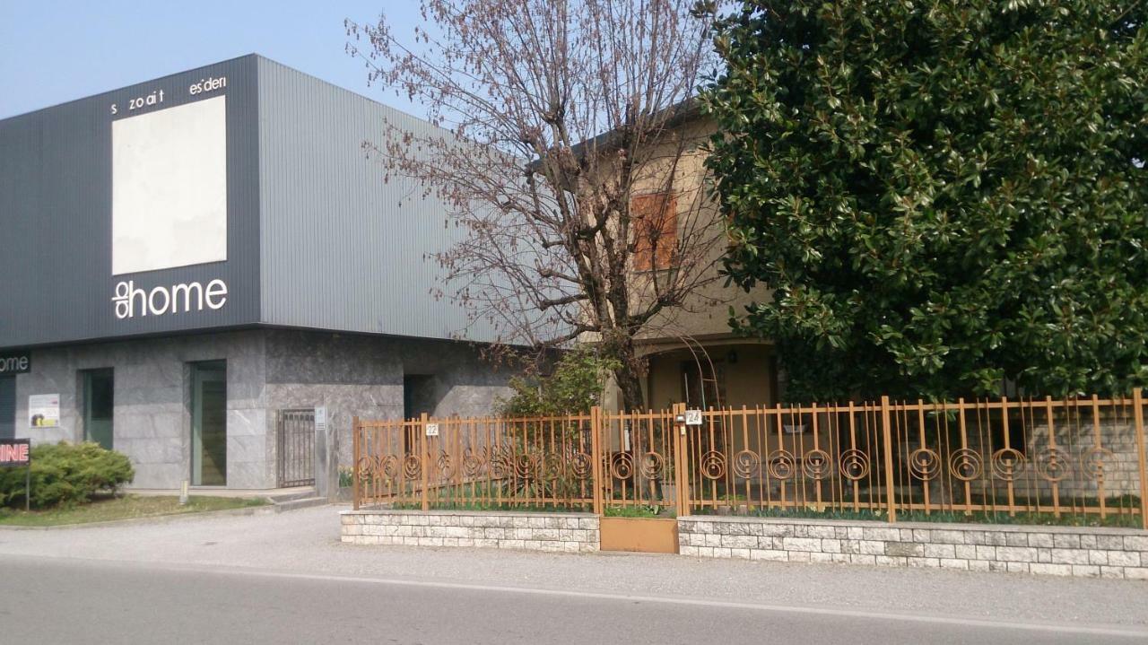 B&B Family Home Soresina Екстер'єр фото
